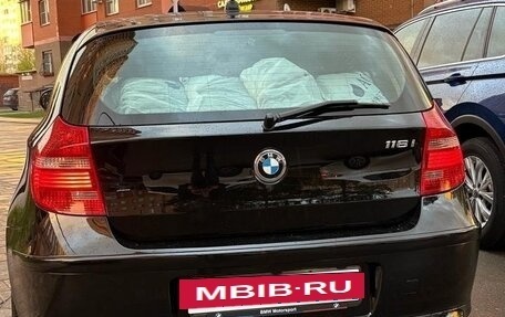 BMW 1 серия, 2011 год, 999 999 рублей, 8 фотография