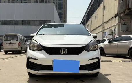 Honda Fit, 2021 год, 1 200 000 рублей, 2 фотография
