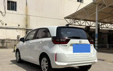 Honda Fit, 2021 год, 1 200 000 рублей, 7 фотография