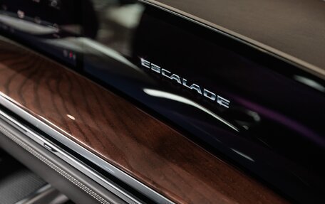 Cadillac Escalade V, 2025 год, 23 900 000 рублей, 15 фотография
