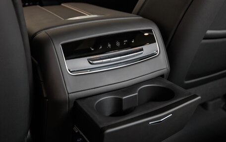 Cadillac Escalade V, 2025 год, 23 900 000 рублей, 24 фотография