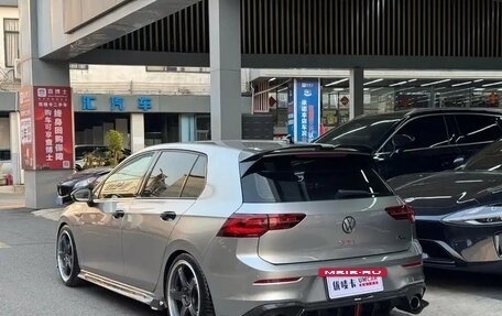 Volkswagen Golf GTI, 2021 год, 2 200 090 рублей, 2 фотография
