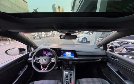 Volkswagen Golf GTI, 2021 год, 2 200 090 рублей, 10 фотография