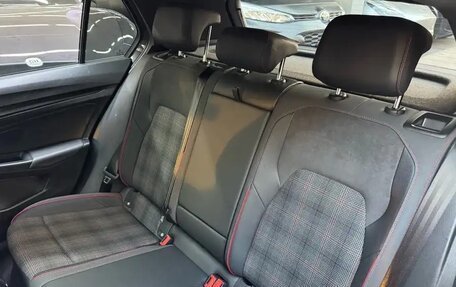 Volkswagen Golf GTI, 2021 год, 2 200 090 рублей, 24 фотография