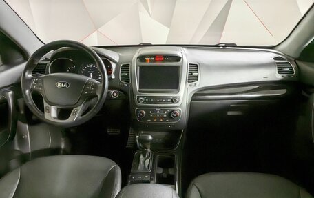 KIA Sorento II рестайлинг, 2014 год, 1 745 000 рублей, 10 фотография