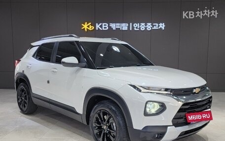 Chevrolet TrailBlazer, 2021 год, 1 790 000 рублей, 2 фотография