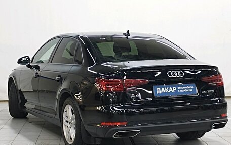 Audi A4, 2018 год, 2 370 000 рублей, 4 фотография