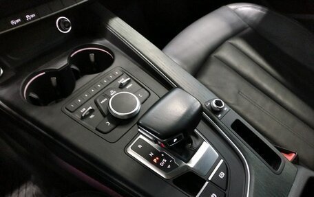 Audi A4, 2018 год, 2 370 000 рублей, 14 фотография