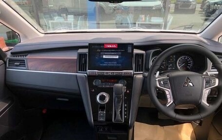 Mitsubishi Delica D:5 I, 2022 год, 2 794 000 рублей, 10 фотография