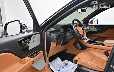 Lincoln Aviator II, 2022 год, 4 016 000 рублей, 6 фотография
