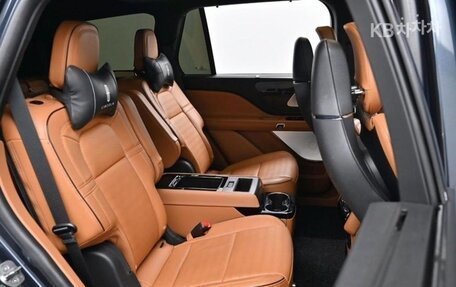 Lincoln Aviator II, 2022 год, 4 016 000 рублей, 16 фотография