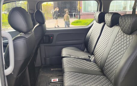 Hyundai H-1 II рестайлинг, 2008 год, 1 450 000 рублей, 6 фотография
