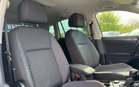 Volkswagen Tiguan II, 2018 год, 2 100 000 рублей, 17 фотография