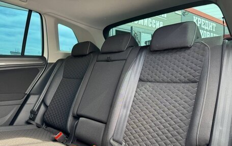 Volkswagen Tiguan II, 2018 год, 2 100 000 рублей, 22 фотография