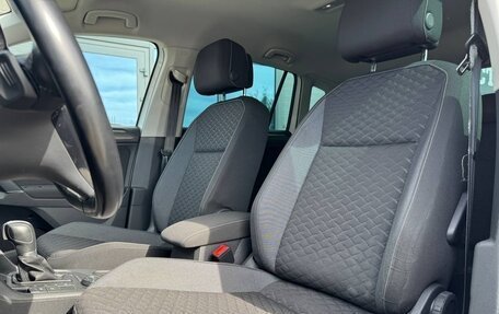 Volkswagen Tiguan II, 2018 год, 2 100 000 рублей, 31 фотография
