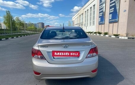 Hyundai Solaris II рестайлинг, 2011 год, 780 000 рублей, 6 фотография
