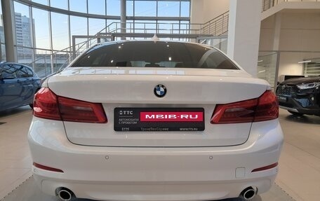 BMW 5 серия, 2019 год, 3 070 000 рублей, 7 фотография
