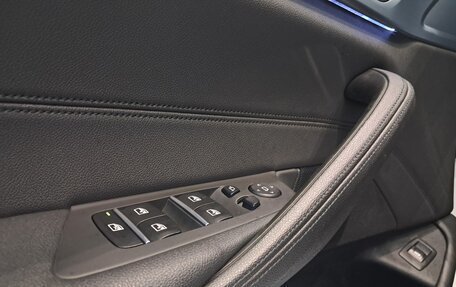 BMW 5 серия, 2019 год, 3 070 000 рублей, 26 фотография