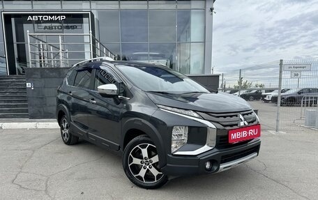 Mitsubishi Xpander, 2022 год, 2 690 000 рублей, 3 фотография