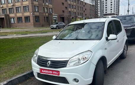 Renault Sandero I, 2012 год, 590 000 рублей, 1 фотография