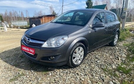 Opel Astra H, 2011 год, 710 000 рублей, 1 фотография