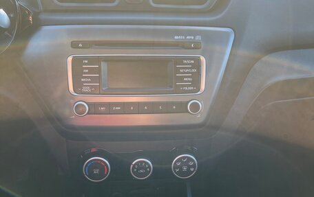 KIA Rio III рестайлинг, 2017 год, 1 210 000 рублей, 10 фотография