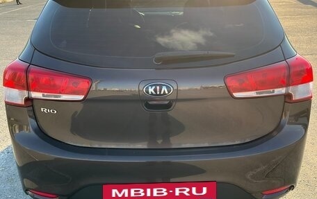 KIA Rio III рестайлинг, 2017 год, 1 210 000 рублей, 4 фотография