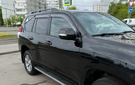 Toyota Land Cruiser Prado 150 рестайлинг 2, 2013 год, 3 300 000 рублей, 3 фотография