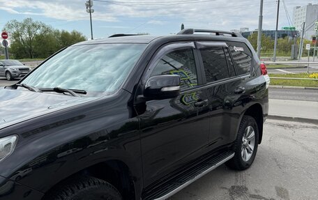 Toyota Land Cruiser Prado 150 рестайлинг 2, 2013 год, 3 300 000 рублей, 2 фотография
