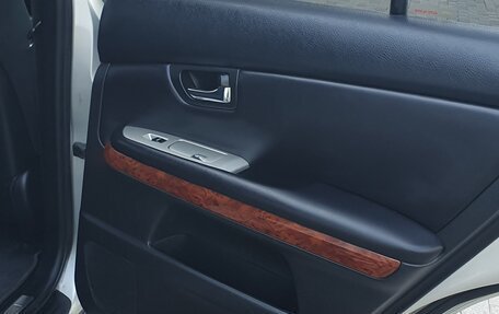 Toyota Harrier, 2004 год, 1 300 000 рублей, 10 фотография