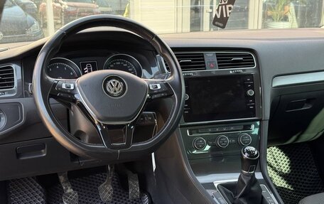 Volkswagen Golf VII, 2018 год, 1 445 000 рублей, 22 фотография