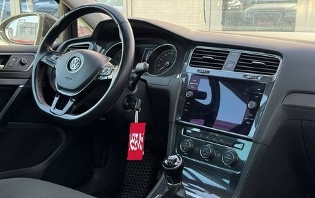 Volkswagen Golf VII, 2018 год, 1 445 000 рублей, 16 фотография