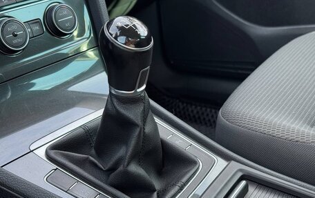 Volkswagen Golf VII, 2018 год, 1 445 000 рублей, 28 фотография