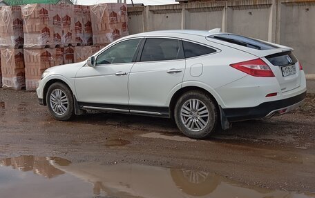 Honda Crosstour I рестайлинг, 2013 год, 1 650 000 рублей, 4 фотография