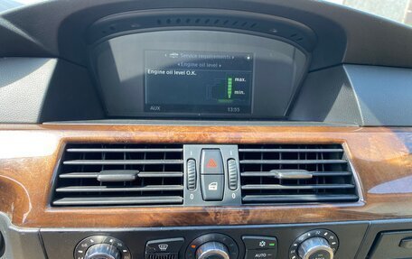 BMW 5 серия, 2006 год, 1 150 000 рублей, 11 фотография