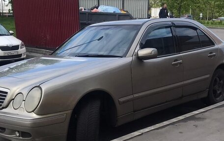 Mercedes-Benz E-Класс, 2000 год, 400 000 рублей, 7 фотография