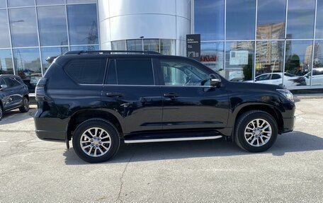 Toyota Land Cruiser Prado 150 рестайлинг 2, 2018 год, 5 300 000 рублей, 6 фотография