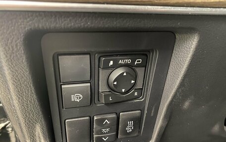 Toyota Land Cruiser Prado 150 рестайлинг 2, 2018 год, 5 300 000 рублей, 14 фотография