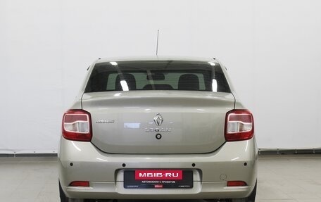 Renault Logan II, 2018 год, 830 000 рублей, 5 фотография