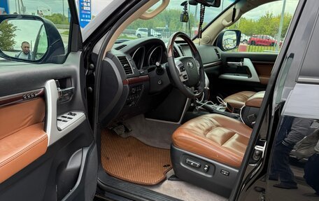 Toyota Land Cruiser 200, 2014 год, 4 225 000 рублей, 5 фотография