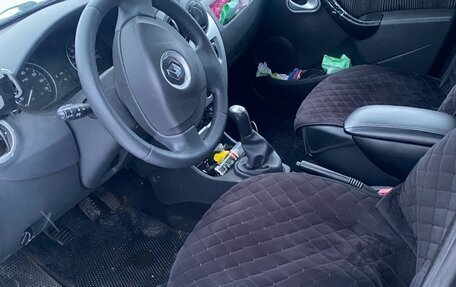 Renault Logan I, 2014 год, 450 000 рублей, 10 фотография