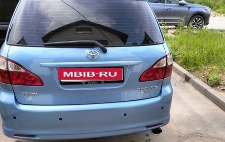 Toyota Avensis Verso I рестайлинг, 2005 год, 1 100 000 рублей, 4 фотография