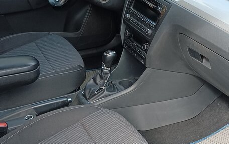 Skoda Rapid I, 2014 год, 990 000 рублей, 8 фотография