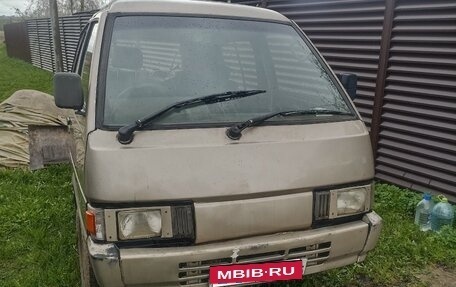 Nissan Vanette II, 1990 год, 250 000 рублей, 1 фотография