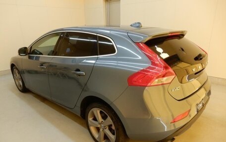 Volvo V40 II рестайлинг, 2014 год, 780 000 рублей, 3 фотография