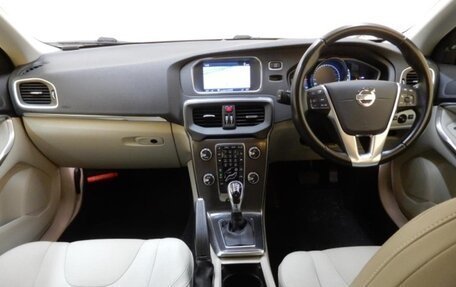 Volvo V40 II рестайлинг, 2014 год, 780 000 рублей, 5 фотография