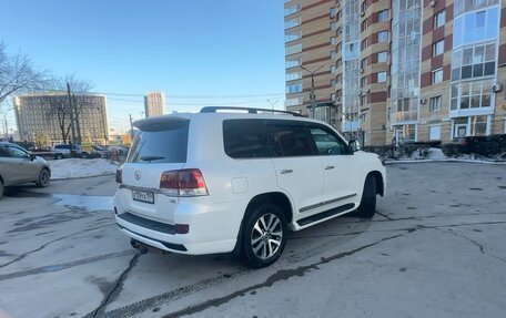 Toyota Land Cruiser 200, 2016 год, 6 800 000 рублей, 7 фотография