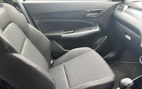 Suzuki Swift V, 2018 год, 1 395 000 рублей, 11 фотография