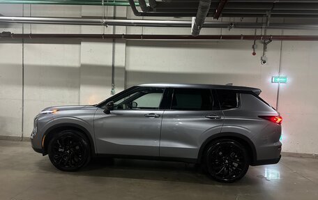 Mitsubishi Outlander, 2022 год, 3 600 000 рублей, 20 фотография
