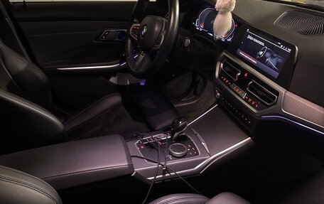 BMW 3 серия, 2020 год, 3 200 000 рублей, 4 фотография